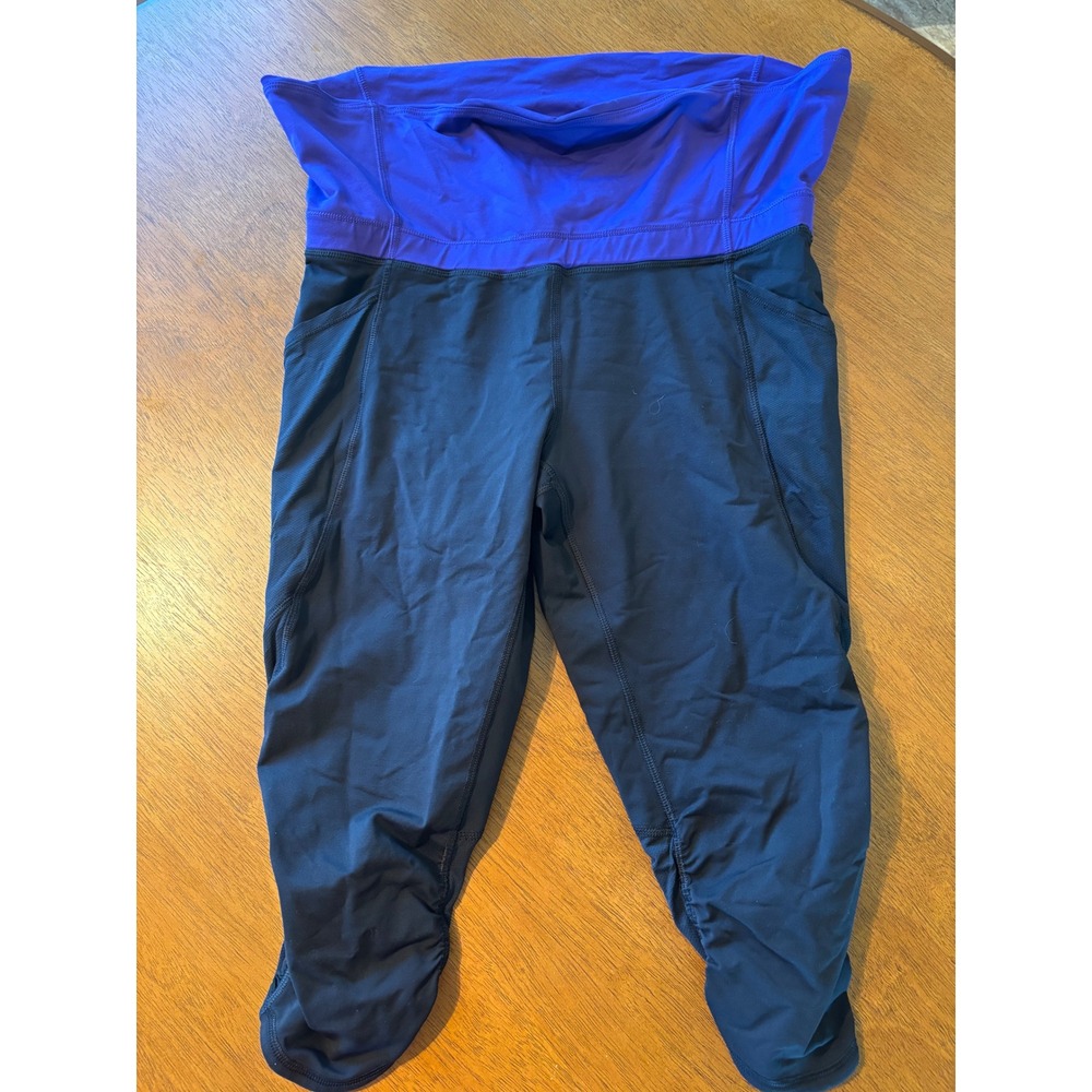Lululemon Run Pace Crop Leggings Purple Black Mesh Pockets Size 10